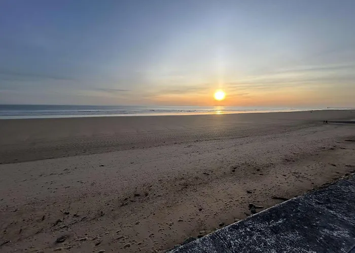 Confortable Face Avec Garage Privé, - Fr-1-224c-336 Appartement